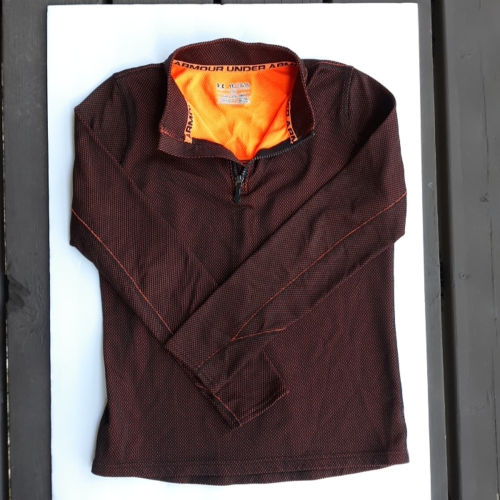 Under Armour orange fitted long-sleeve sweatshirt